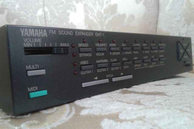 YAMAHA EMT-1