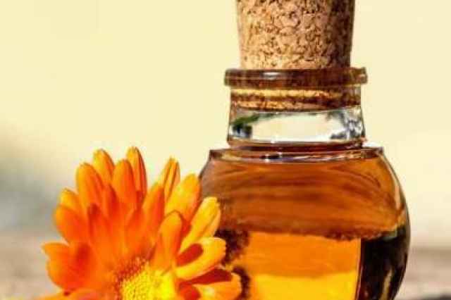 فروش ويژه ي روغن هميشه بهار(كالاندولا) خالص