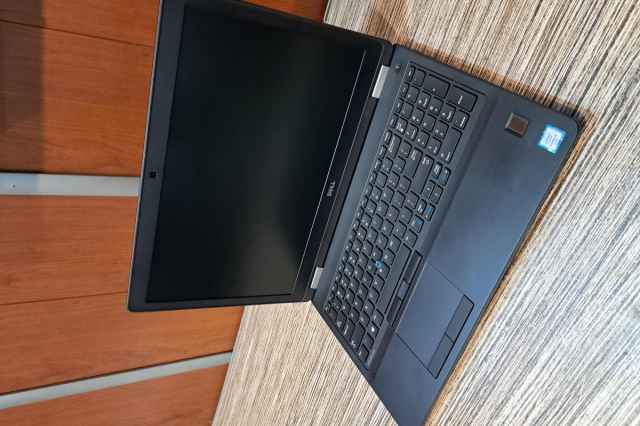 DELL 5570